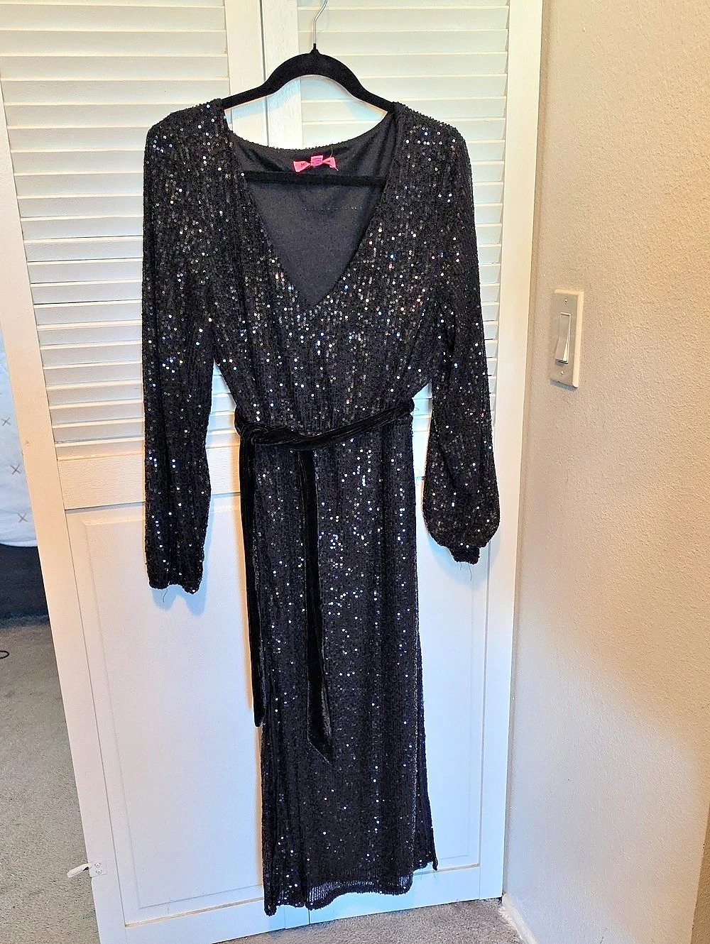 Betsey Johnson Black Sequin Maxi Dress Size Medium Like New